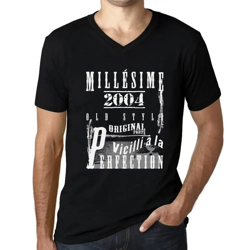 Men's Graphic T-Shirt V Neck Vintage Aged to Perfection 2004 – Millésime Vieilli à la Perfection 2004 – 20th Birthday Anniversary 20 Year Old Gift 2004 Vintage Eco-Friendly Short Sleeve Novelty Tee