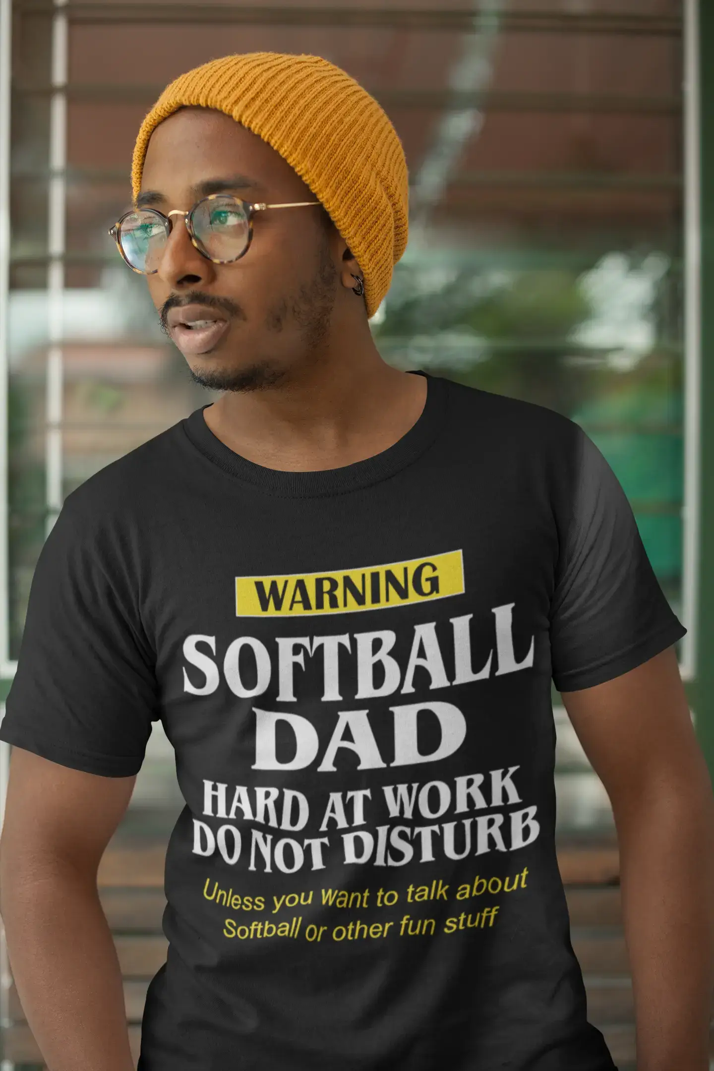 ULTRABASIC Men's Graphic T-Shirt Warning Softball Dad - Gift For Father's Day