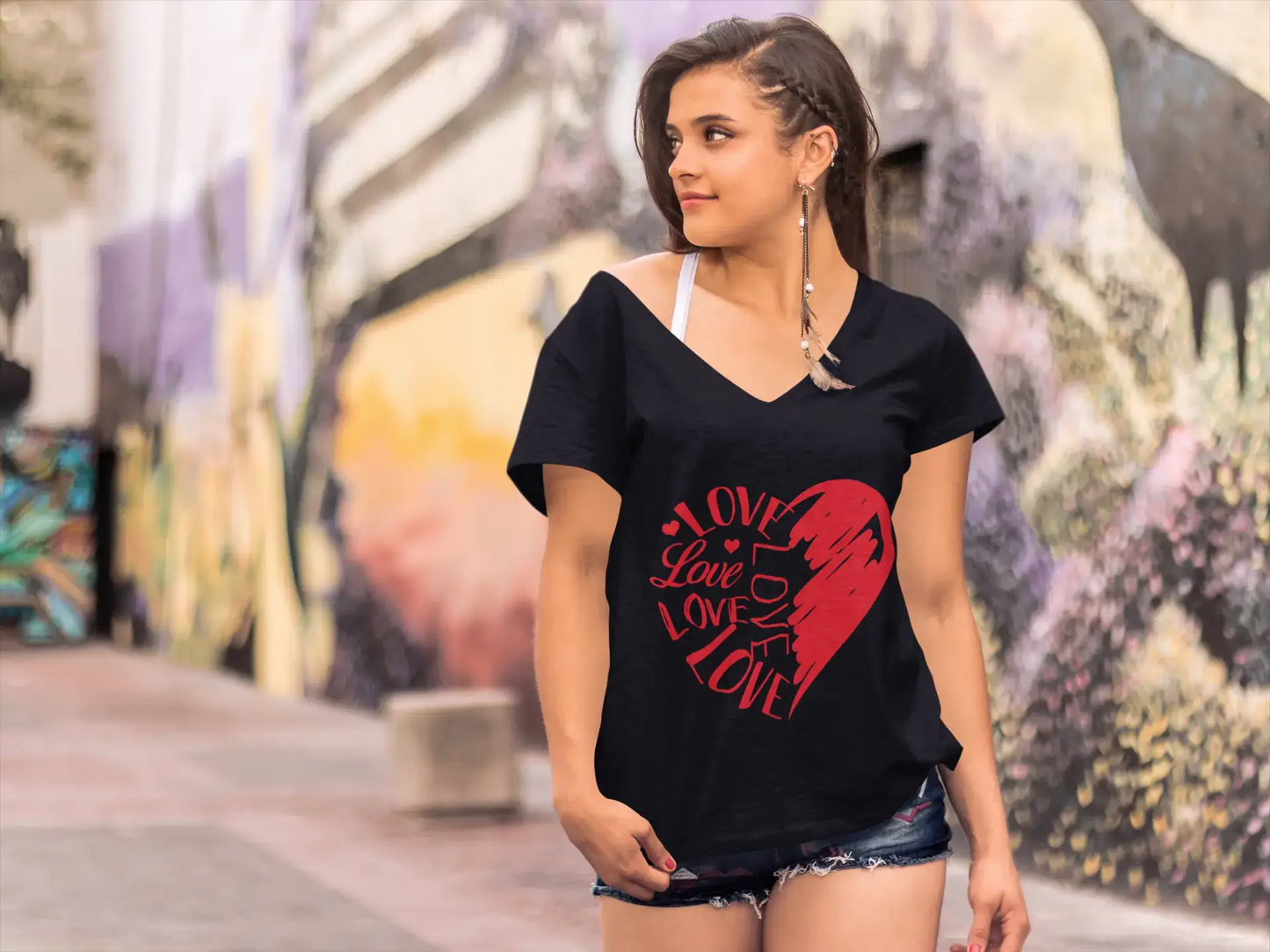 ULTRABASIC Damen-T-Shirt Heart Love – Valentinstag-T-Shirt für Damen