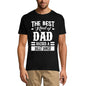 ULTRABASIC Herren-Grafik-T-Shirt „Dad Raises a Ballet Dancer“.