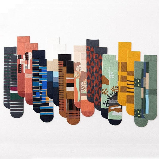 Glückliche Socken Männer Lustige Socken Kunst Harajuku Streetwear Koreanische Fuzzy Socken Frauen Männer Asymmetrische Knie Socken Drucken Weihnachten Socken