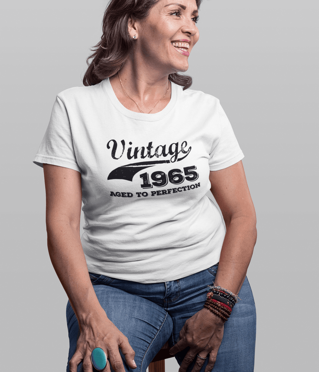 Womens Funny Mom Shirt Grandma Gift Ideas Retired Gifts for Women V-Neck  T-Shirt